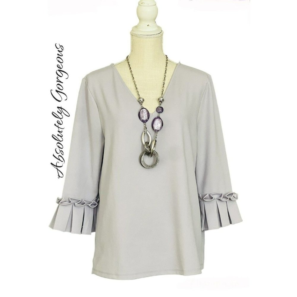 ANN TAYLOR LIGHT PURPLE STRETCHABLE LARGE V NECK BLOUSE/SHIRT/TUNIC/TOP